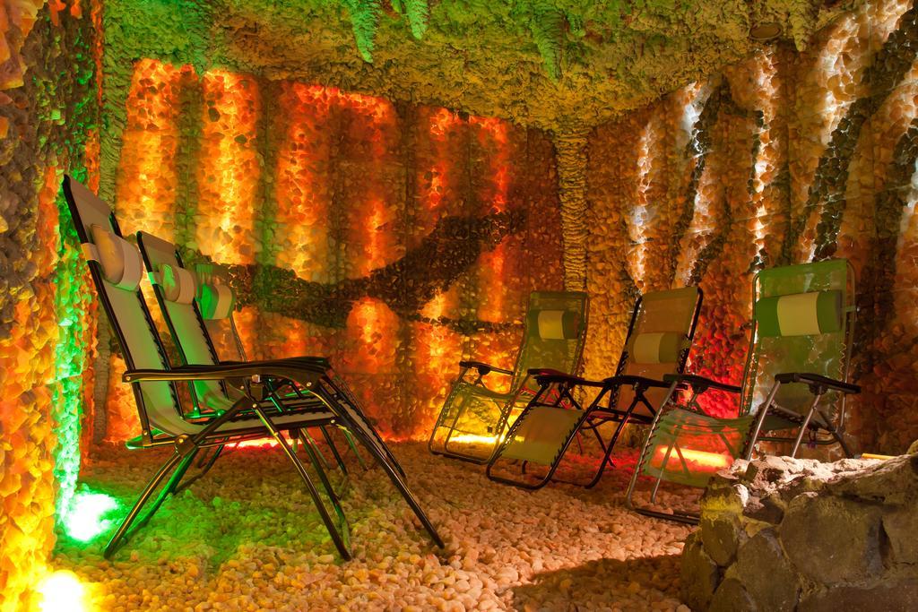 Hotel Merkur - Jablonec Nad Nisou Kültér fotó