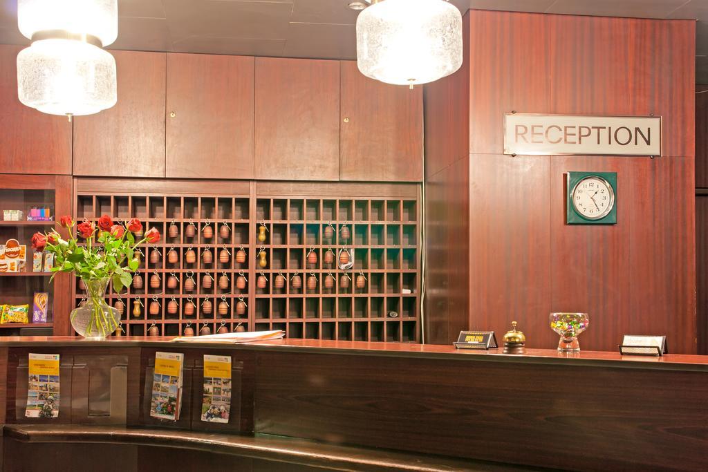 Hotel Merkur - Jablonec Nad Nisou Kültér fotó