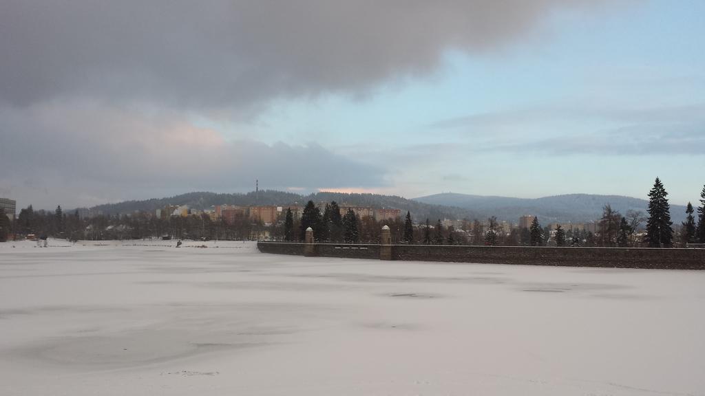 Hotel Merkur - Jablonec Nad Nisou Kültér fotó